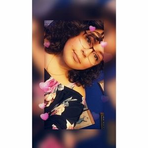 Meet your Posher, Briana